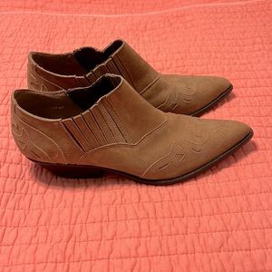 Western booties - Circle S brand